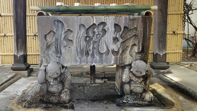 溝口神社の手水舎