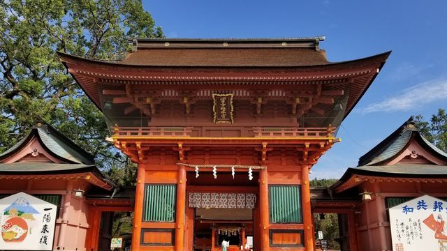 富士山本宮浅間神社の楼門
