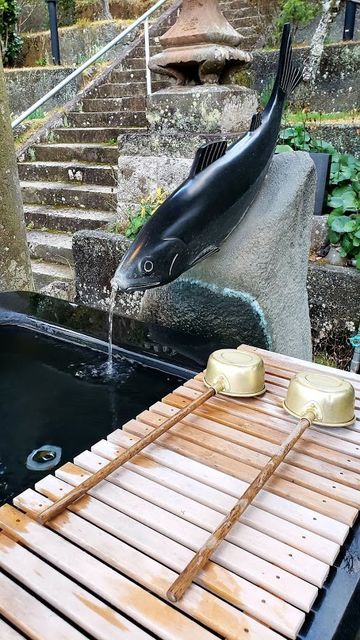 大仁神社の鮎の手水舎