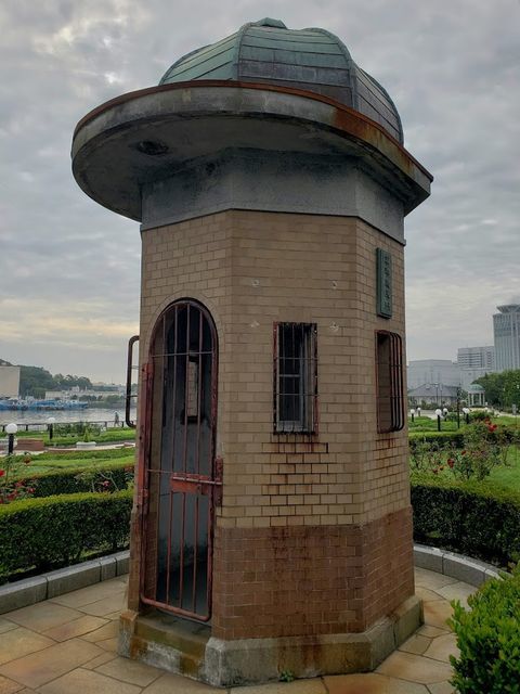 ヴェルニー公園