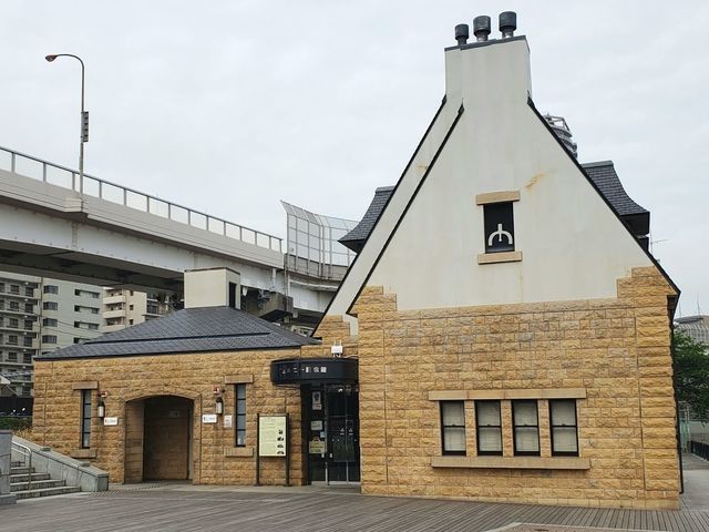 ヴェルニー公園