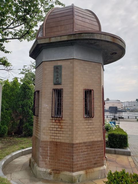 ヴェルニー公園