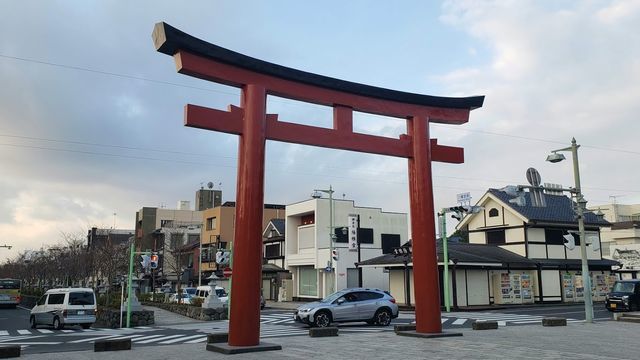 鶴岡八幡宮