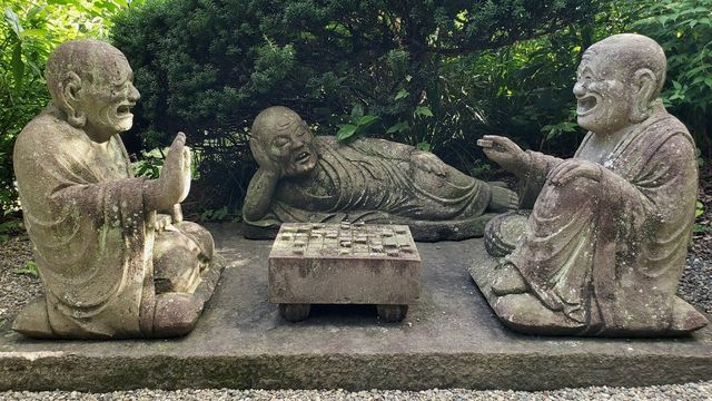 川崎 浄慶寺】アジサイと表情豊かな『羅漢さま』が魅力のお寺 - ぶらり