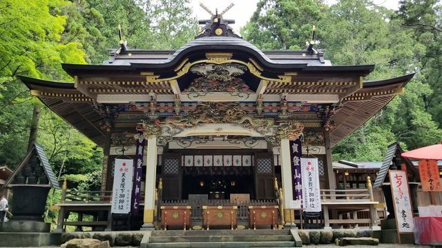 宝登山神社
