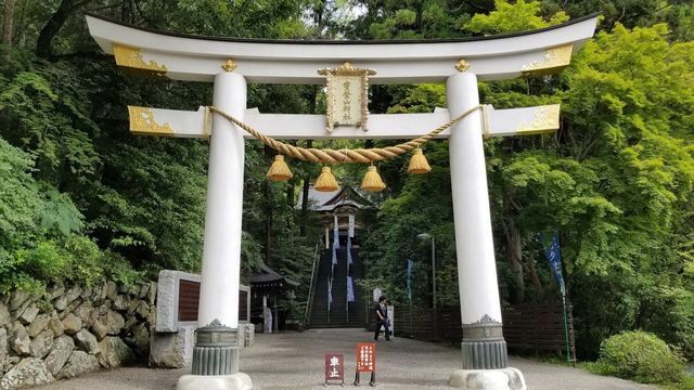 宝登山神社
