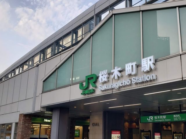 横浜・桜木町駅～北仲通～海岸通り』の野外彫刻＆オブジェ探しの