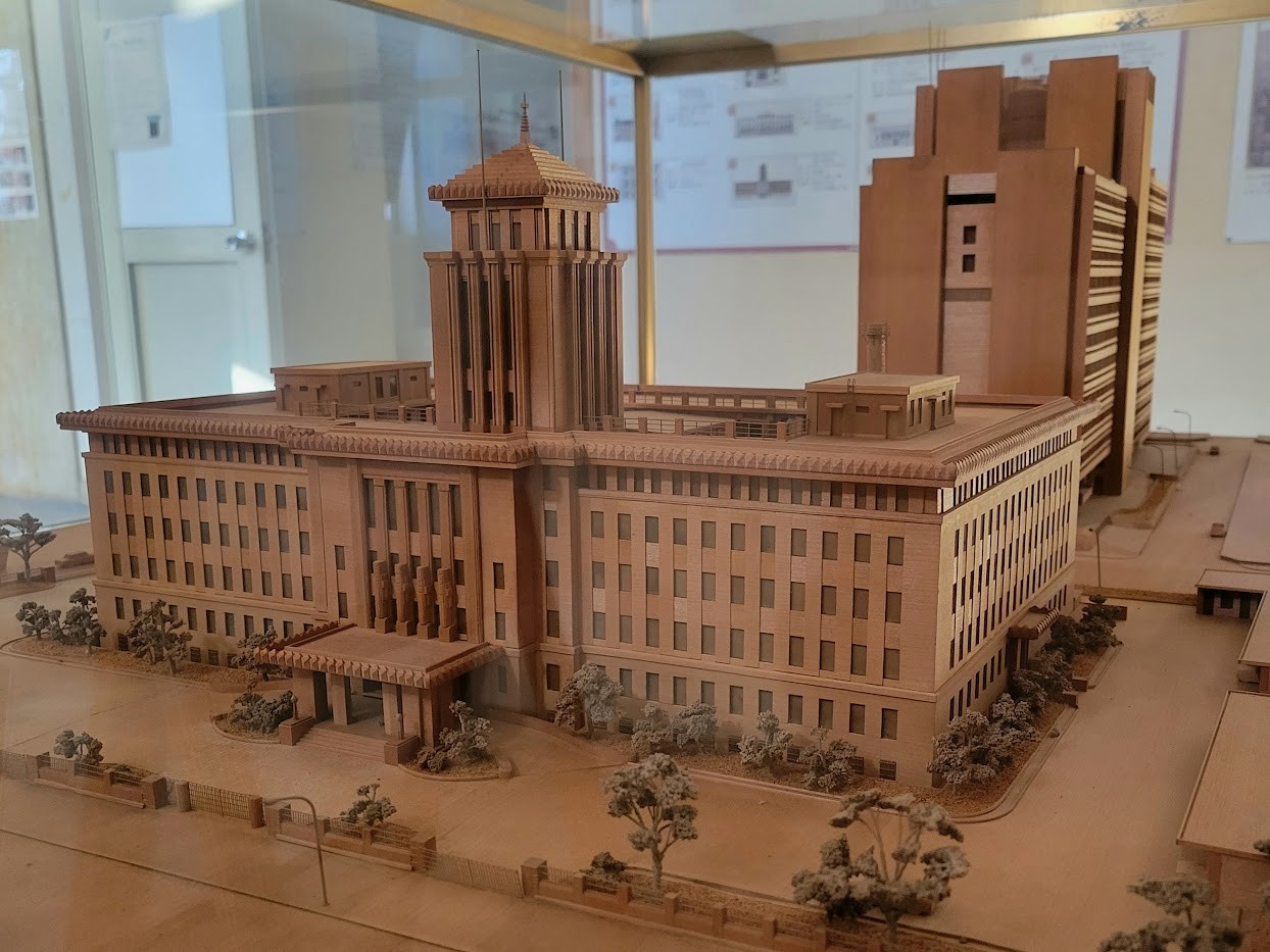 神奈川県庁本庁舎】『キングの塔』展望台へ行ってみよう！ - ぶらりう