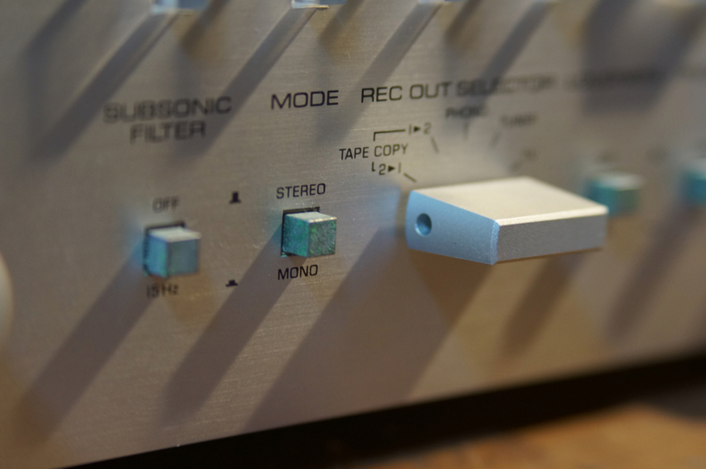 YAMAHA A-5 おしゃれでカッコいいプリメインアンプを買った