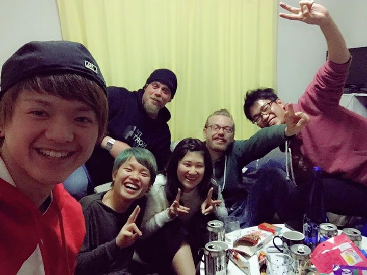 宿泊費 ホームステイがタダ 海外旅行でカウチサーフィンの使い方 Burning Style 宿泊費 ホームステイがタダ 海外旅行でカウチサーフィンの使い方 Burning Style