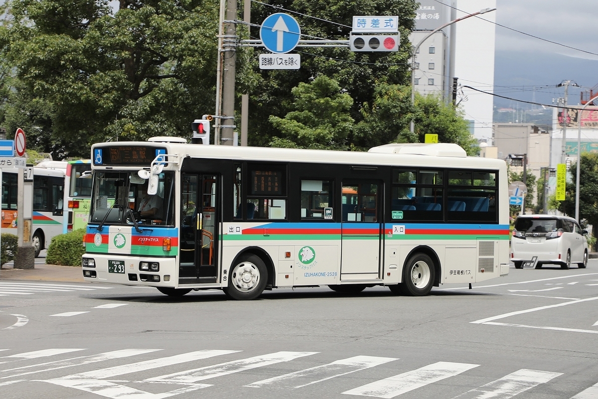 伊豆箱根バス / 伊豆200か ・293 （2528） （元・西武バス） - バス