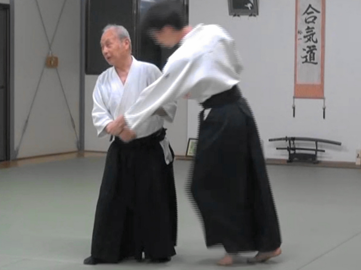 山本益司郎先生の呼吸法のご指導164 - 合気道研修会道場の稽古生のページ