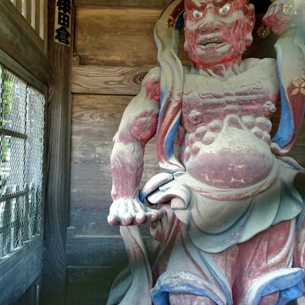 東京都あきるの市・大悲願寺の伝阿弥陀如来と両脇侍像（重要文化