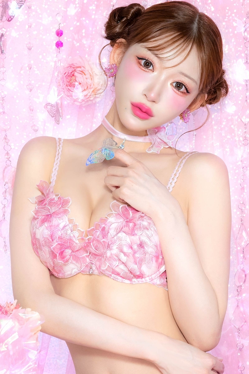 明日花キララ