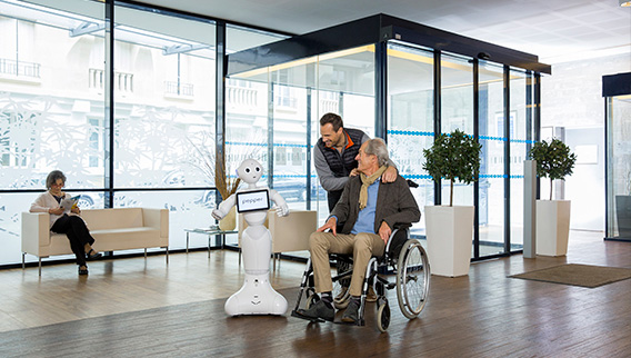 介護シーンでの活用が期待されるPepper