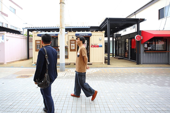コンテナを改造した店舗、ABURATSU GARDEN