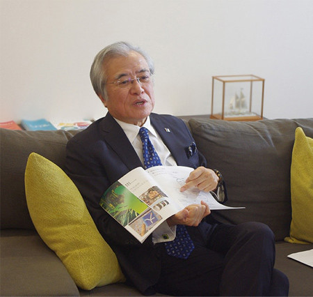 「INIAD」設立について語る坂村教授