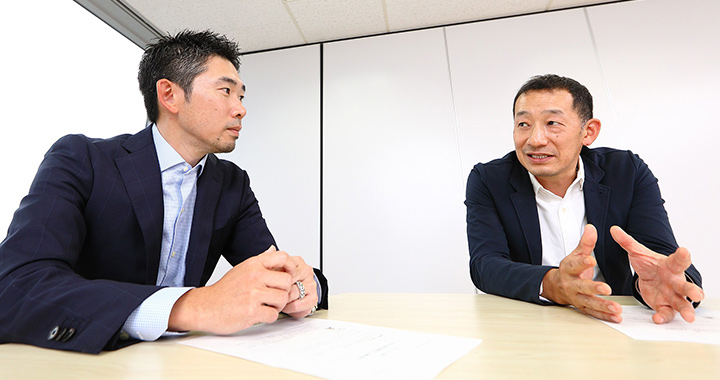 5Gについて対談する湧川氏と有坂氏