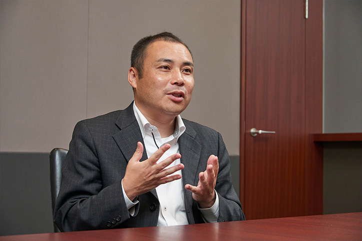 アダプティブラーニング導入経緯について語る平井氏