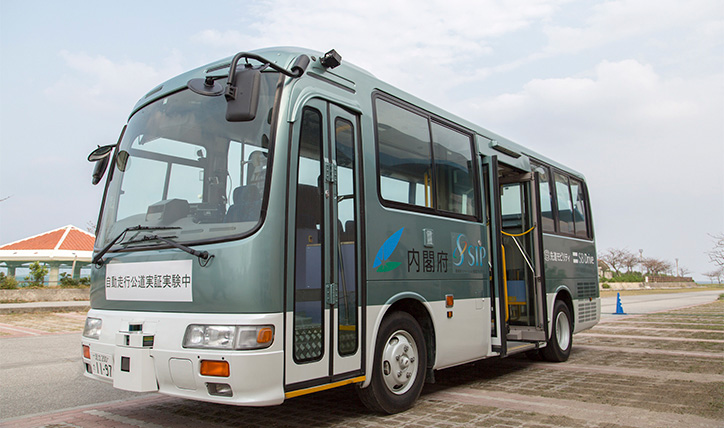 SBドライブの自動運転バス