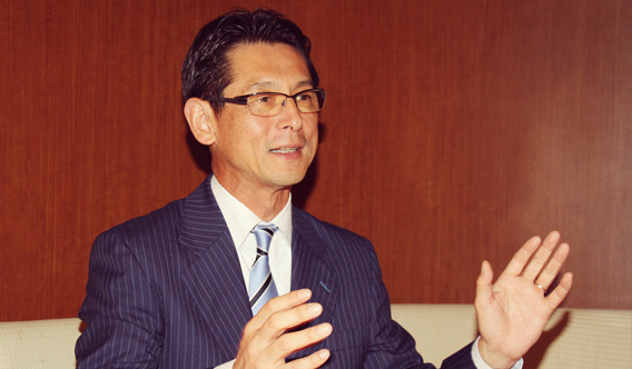 医療関係以外でもコールセンターの質疑応答ノウハウを提供していきたいと語る木村氏