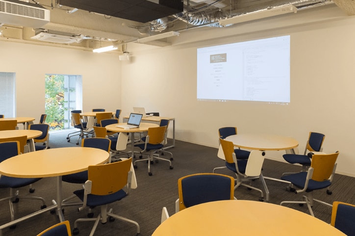 東洋大学情報連携学部(INIAD)キャンパス