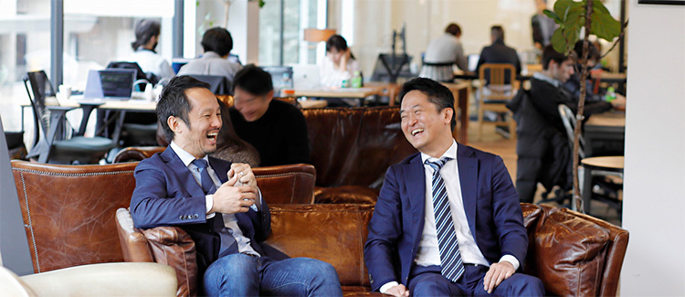 対談する飯沼氏と上永吉氏