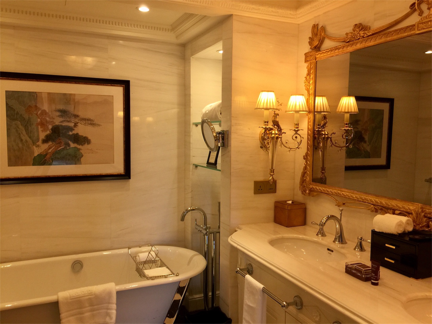 f:id:byronko:20170326010140j:image f:id:byronko:20170326010140j:image