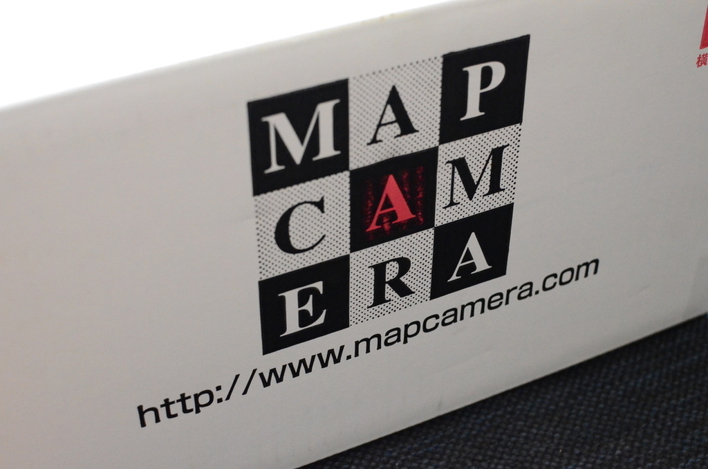 MAP CAMERAのダンボール