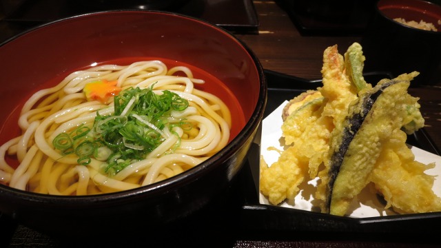 f:id:cafeee:20161106191420j:plain f:id:cafeee:20161106191420j:plain