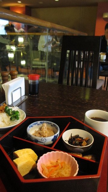 f:id:cafeee:20180604215628j:plain