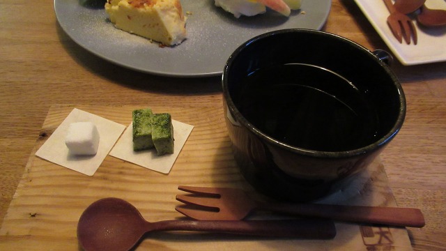 f:id:cafeee:20191227220101j:plain