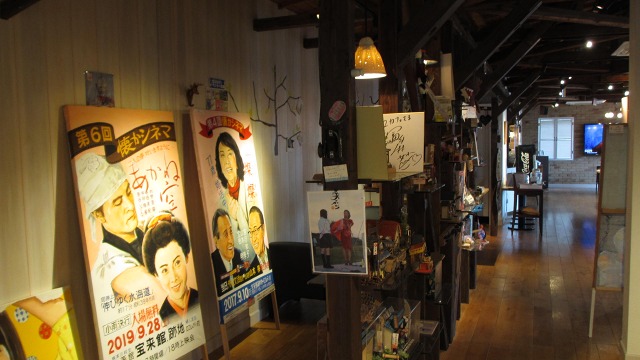 f:id:cafeee:20201027223220j:plain f:id:cafeee:20201027223220j:plain