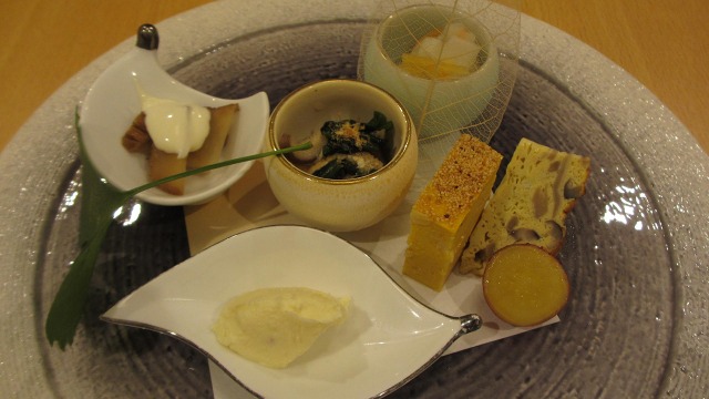 f:id:cafeee:20201109214547j:plain f:id:cafeee:20201109214547j:plain