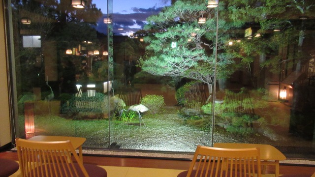 f:id:cafeee:20211210230428j:plain