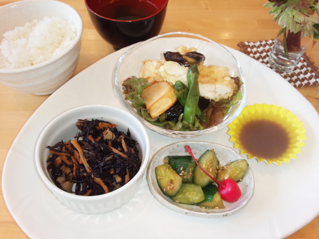f:id:caferin:20180817104918j:plain f:id:caferin:20180817104918j:plain