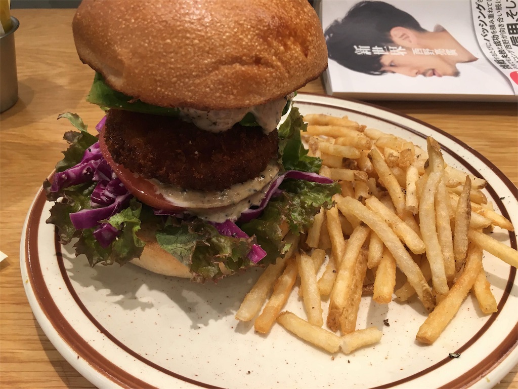 f:id:caffeyne:20181129102652j:image