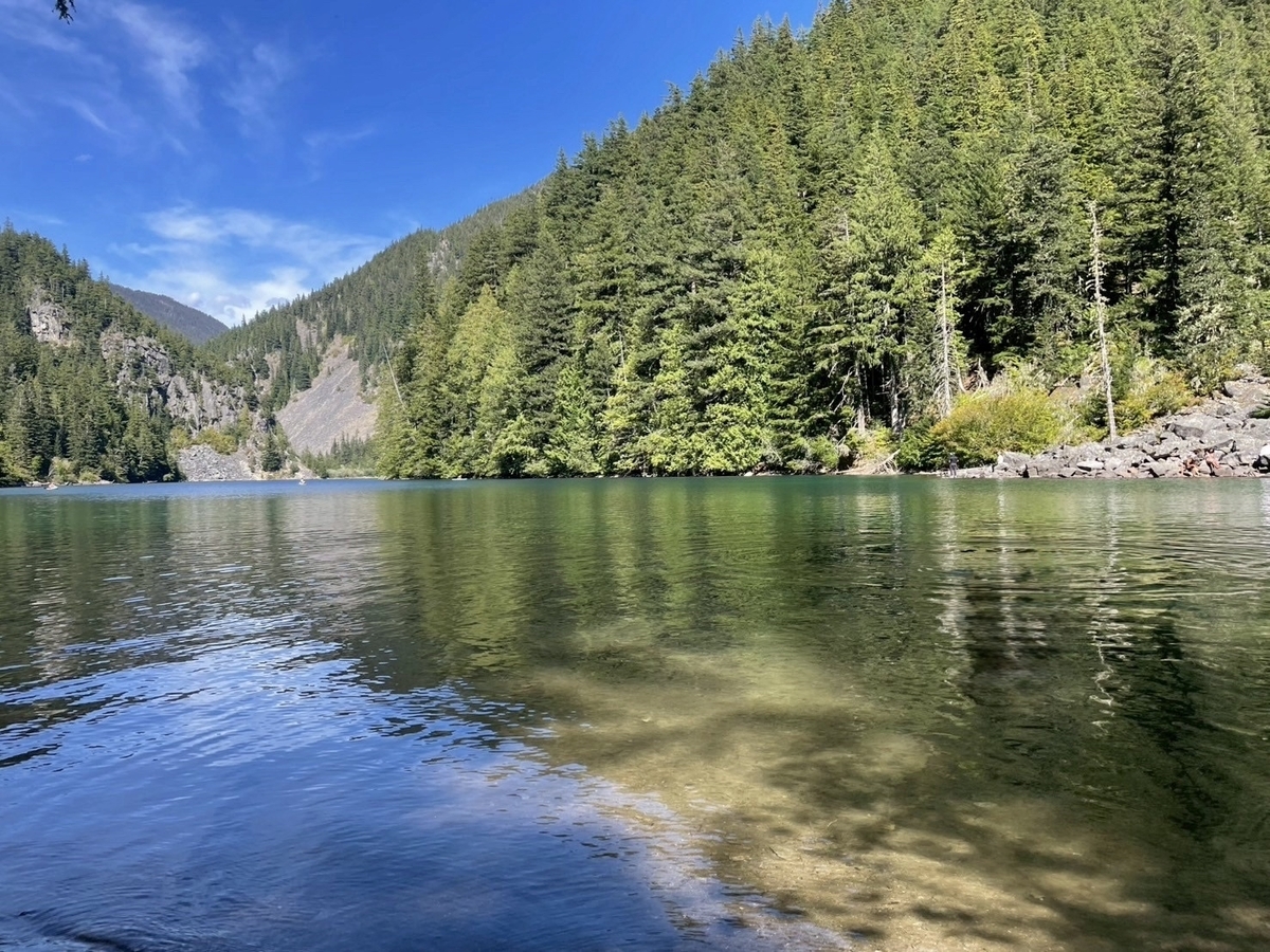 Lindeman Lake