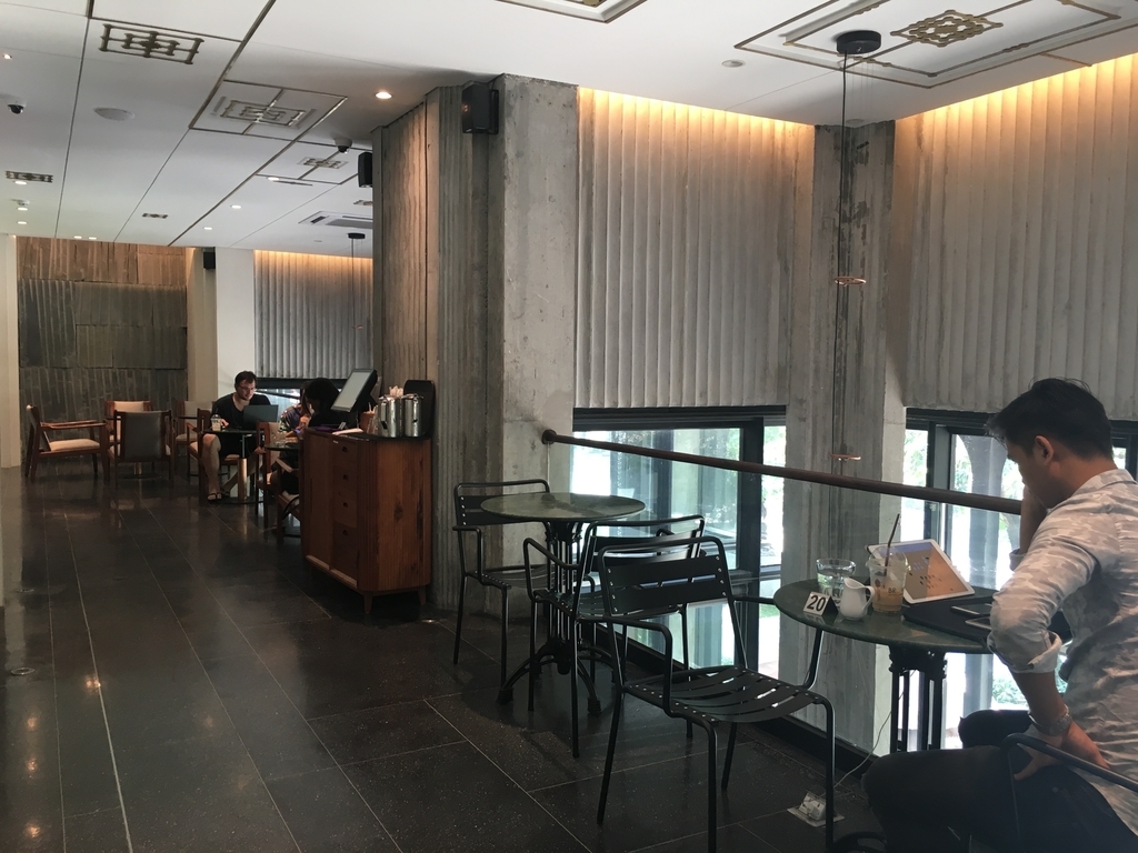 f:id:cambodia-trip:20181014224427j:plain
