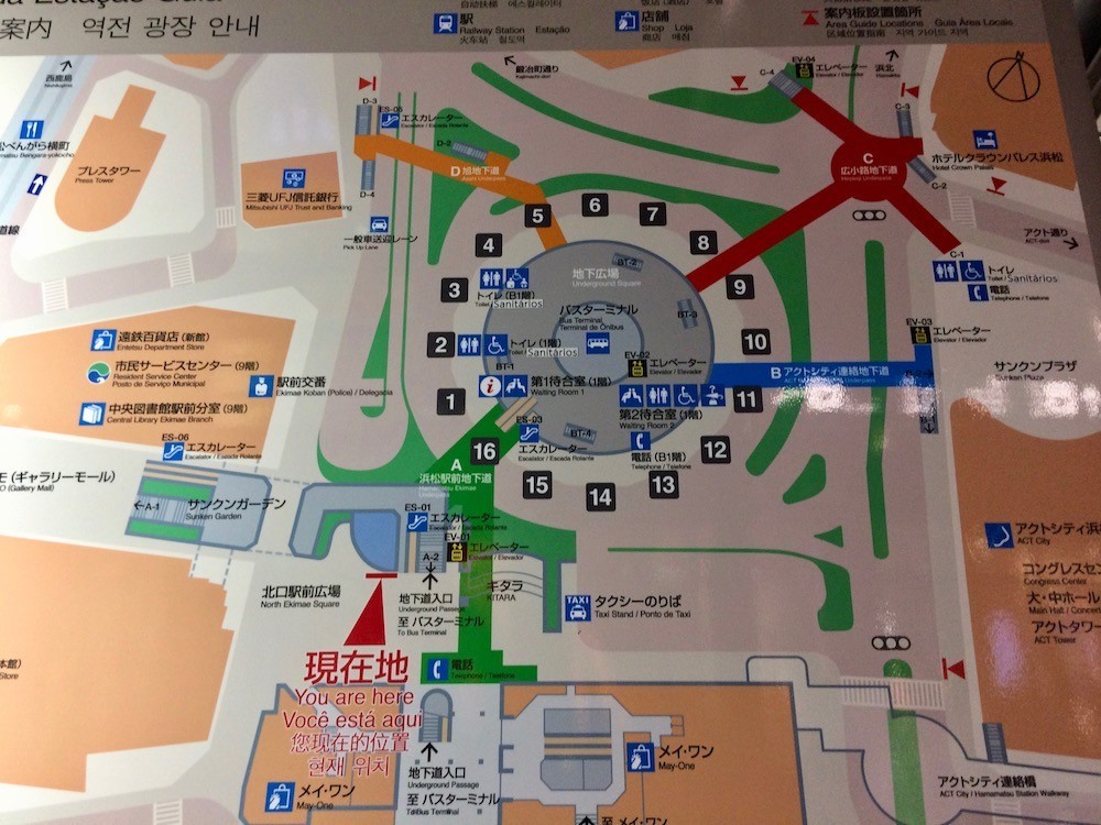 浜松駅のバスを見てきた camelopardalis きりん座