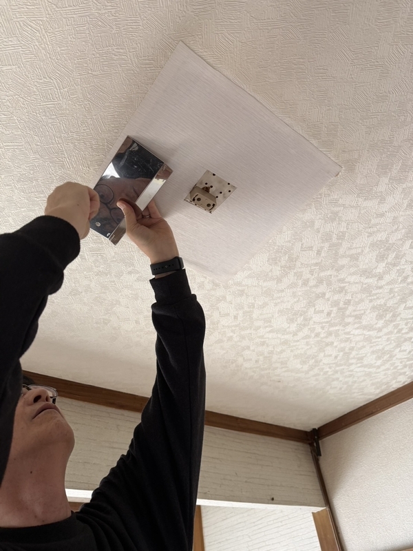 カッターで重なりをカット