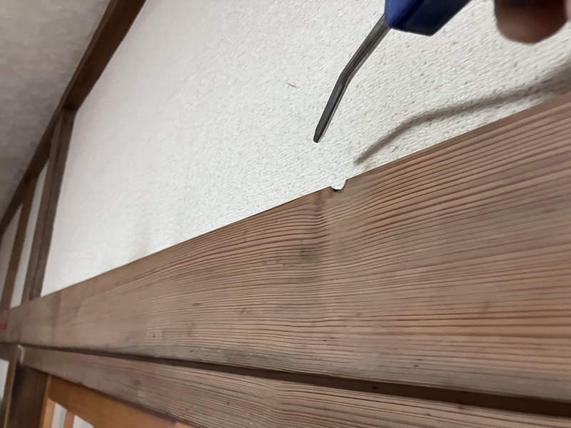 エアーで掃除する様子