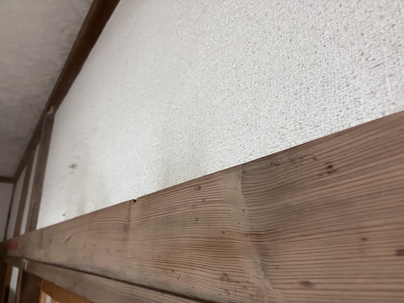 長押の隙間