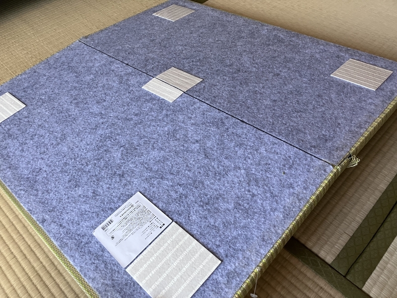 寸法に合わせてカット作業
