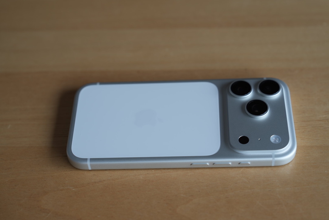 Apple製品値上げのニュースを聞いたのでiPhone17 Proを家族3台分慌てて