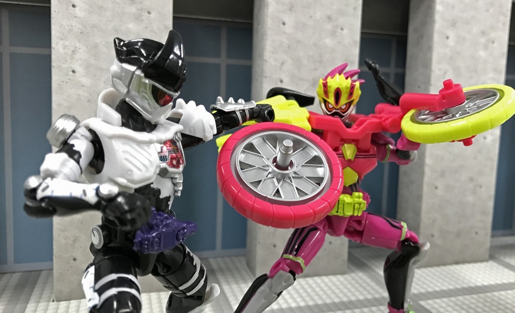 食玩WEEKLYエグゼイドvol.20】ついに発売!!「SGガシャット