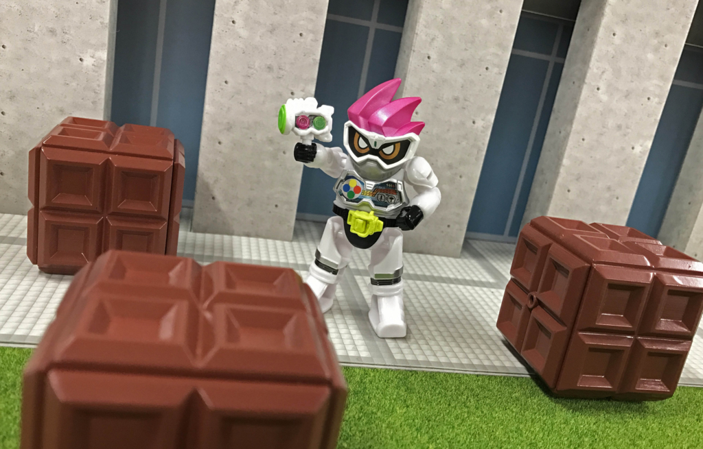食玩WEEKLYエグゼイドvol.25】「装動」×「スピンオフ 仮面ライダーゲン