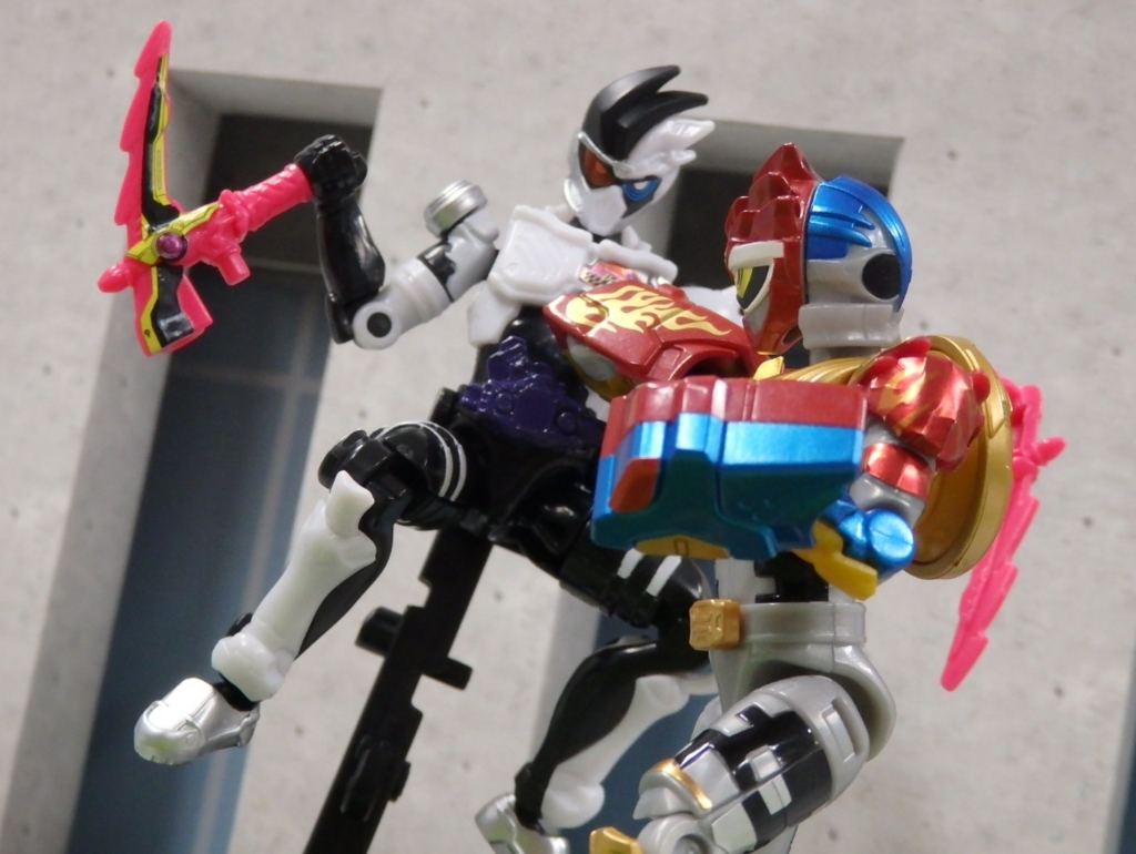 【最終値下げ】装動まとめ売り ジャンク品 おまけ付き 食玩WEEKLYエグゼイドvol.36 】「装動STAGE6」発売直前レビュー