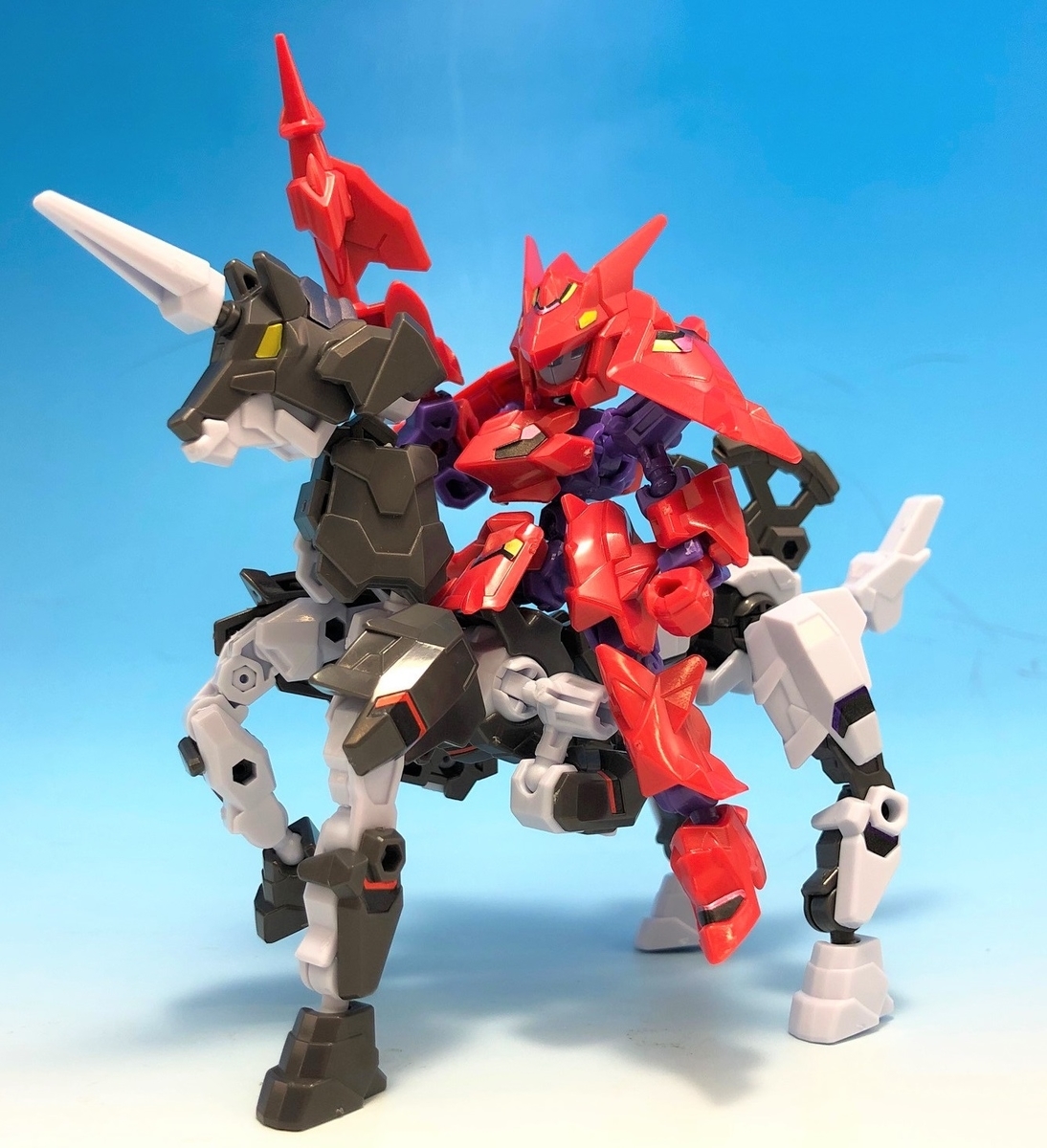 アニマギア4弾発売中！シュバルツフォース＆バイスフォース