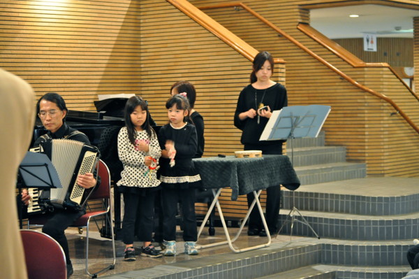 ゆう桜ヶ丘20周年「風のアコーディオン音楽会」多摩市